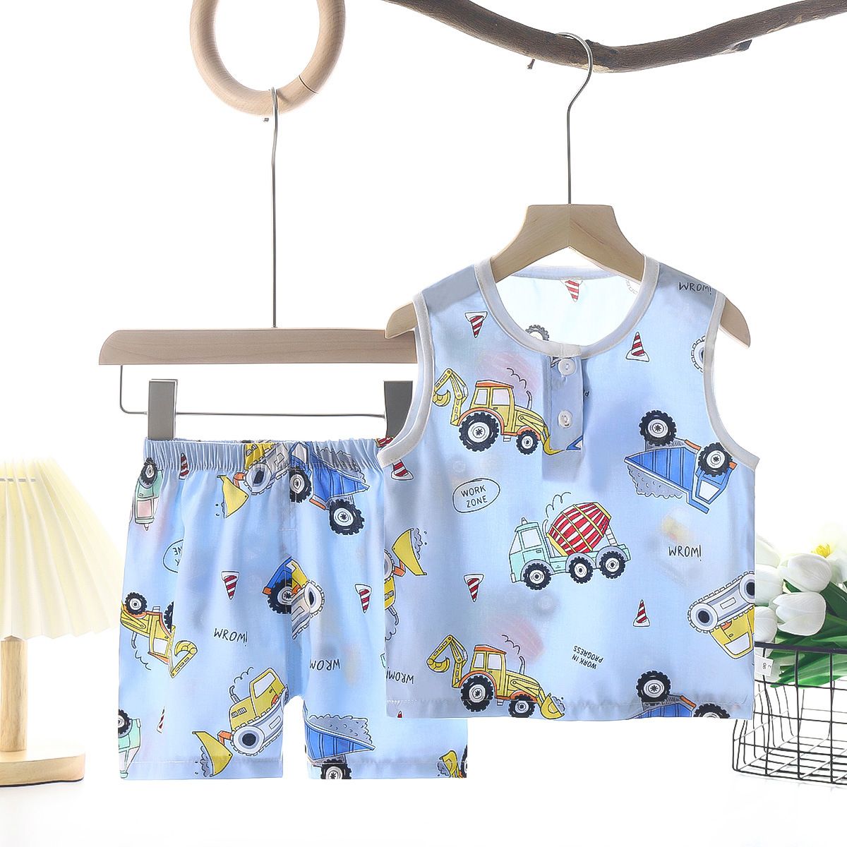 Tong Xinyuan Kids Cotton Silk Vest Set Shorts (Blue) Outer Space Man Cotton Vest Set 80cm