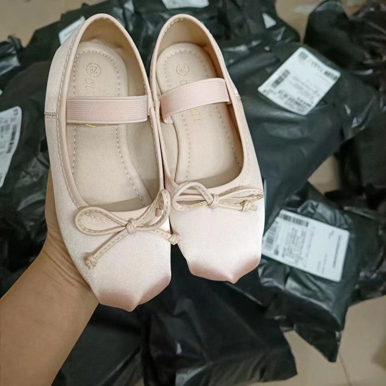 Obemei Girls Satin Dance Shoes Bow Elastic Band Pink 35 yards shoe length 22cm