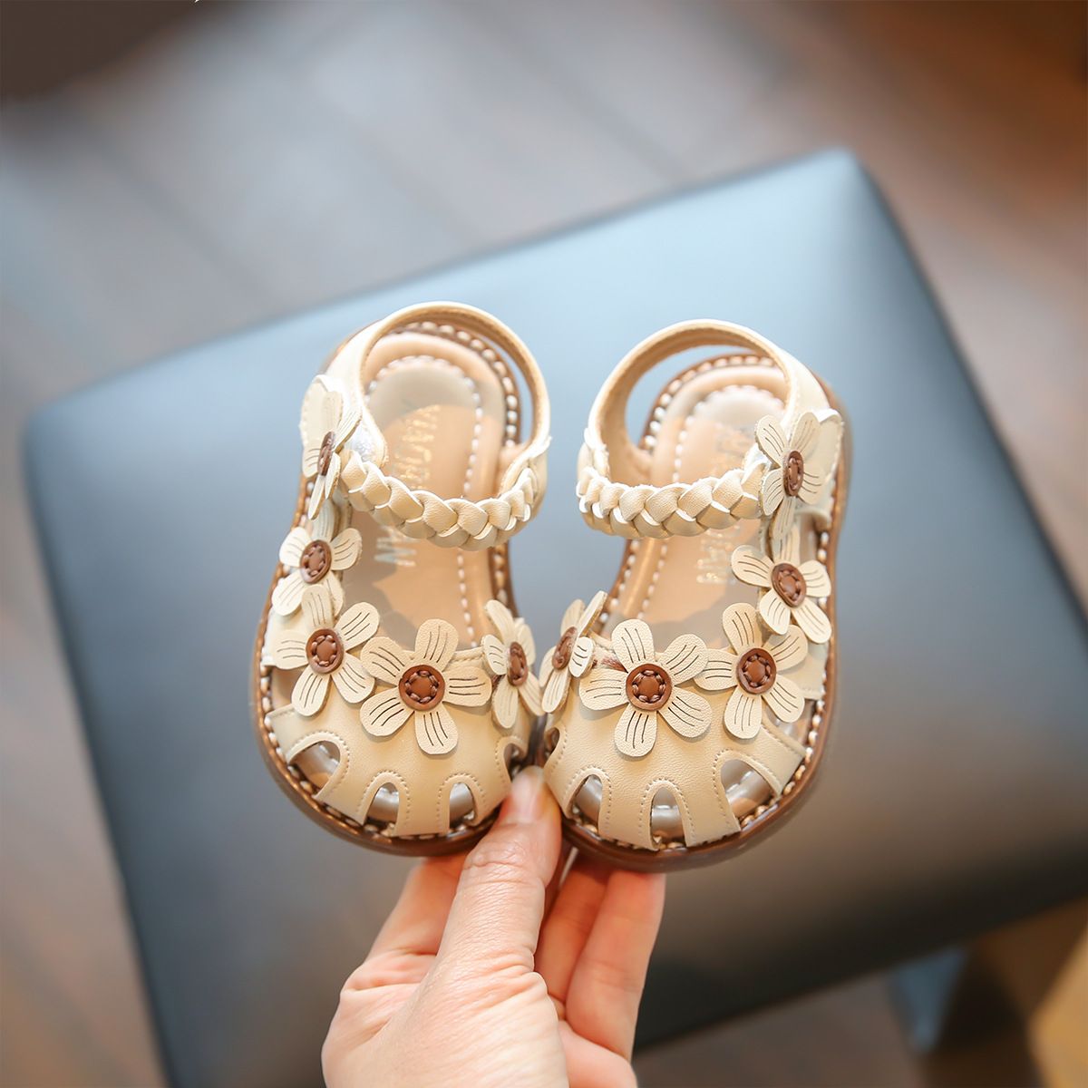 Kamai bear Baby Girl Summer Sandals Soft Sole Velcro Pink Size 29 shoe length is about 18.5cm