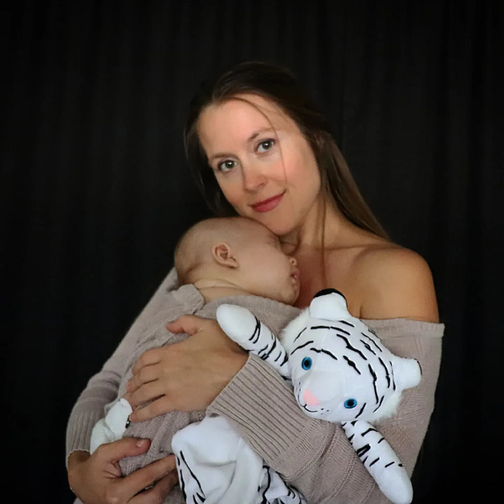Delly the White Tiger - White Noise & Lullaby Comforter