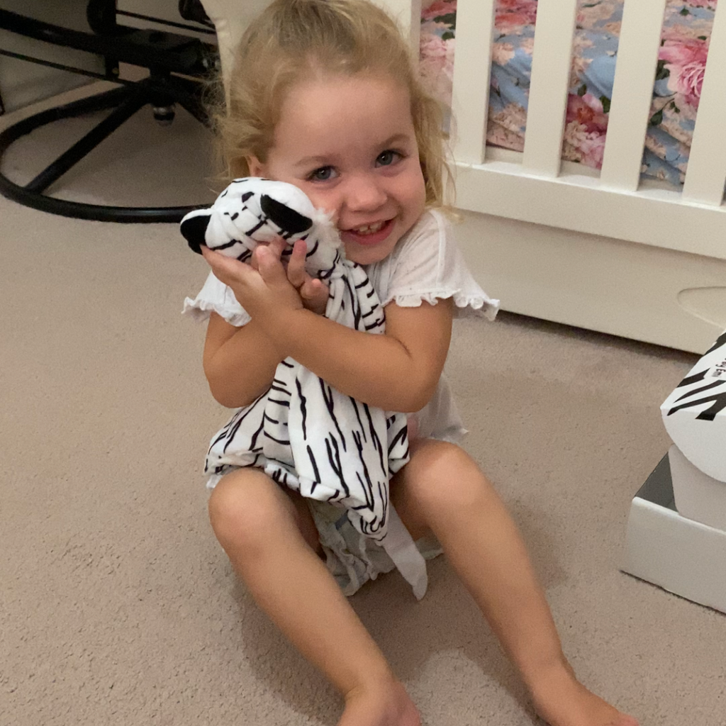 Delly the White Tiger - White Noise & Lullaby Comforter
